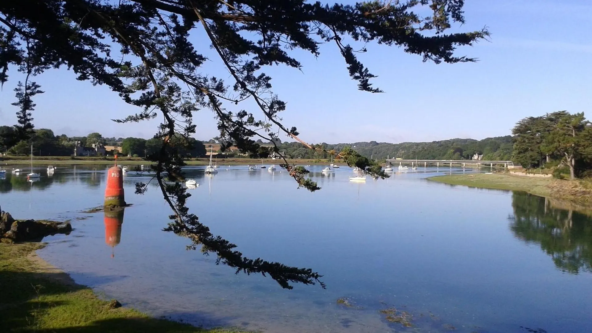 Holiday home Maison De Charme Avec Jardin, A 5 Min De La Mer Plestin-les-Greves